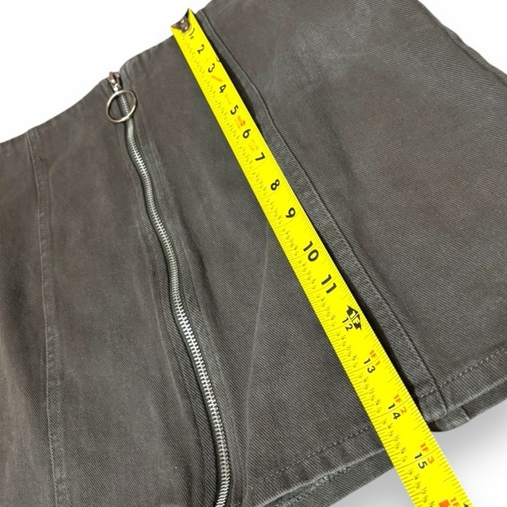 Chloe & Katie Casual Lg Gray/Green Front Silver Ring Zip High Waist Mini Skirt - Picture 10 of 16